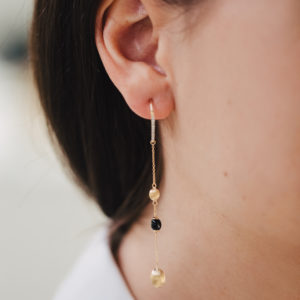 Boucles d'oreilles en or jaune, Onyx et Diamants - Nanis